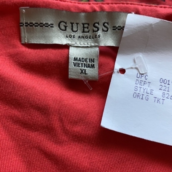 GUESS Koko Asymmetrical Skort In Flourish. M, XL - Picture 13 of 14